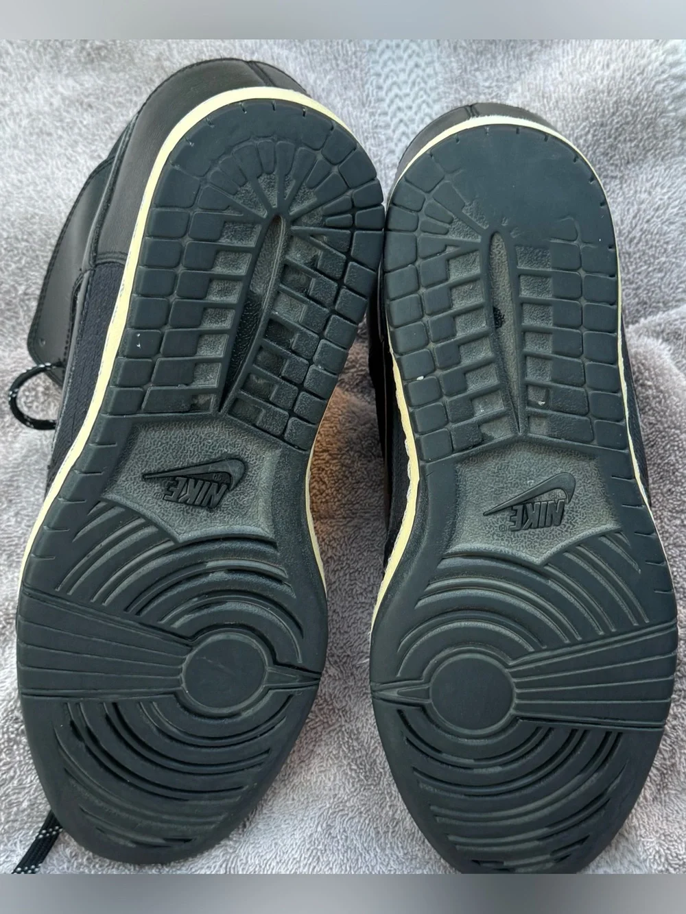 Nike Dunk Sky Hi Wedge Black Patent 644877-008 Women's 8.5 EUC - Picture 6 of 8
